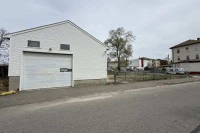 44 Ellsworth Street 1