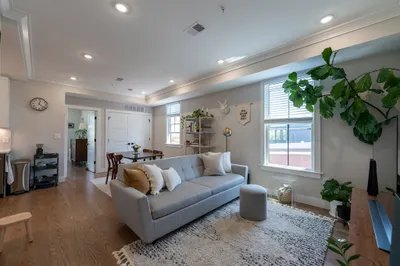 464 Sumner St #3 1