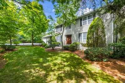 61 Kimberly Lane