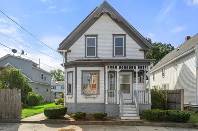 238 W London St 1