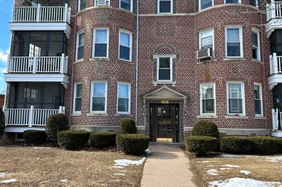 1723 Northampton St #1L 1