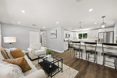 15 Clara Rd 1