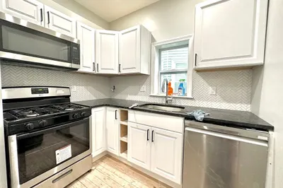 11 Priesing St #1