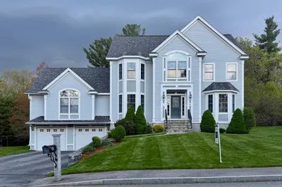 40 Regency Drive 1