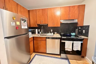 53 N Mead St #C6