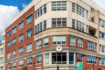 51 Lafayette Street #304