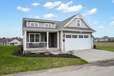 32 Sophia Dr 1