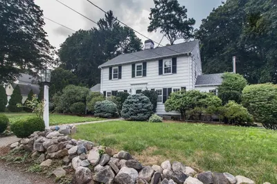 5 Irving Rd