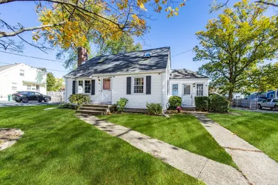 46 Westside Ave 1