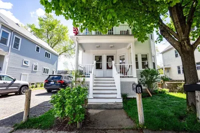 8 Putnam St