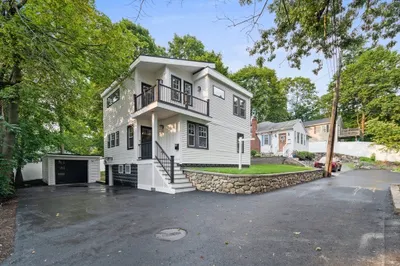 128c Main St