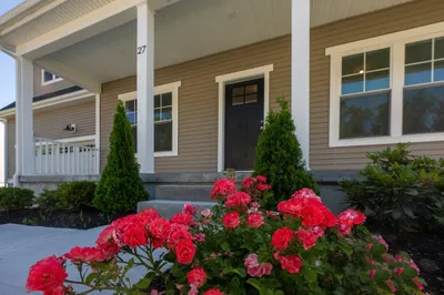 27 Lilac Ave