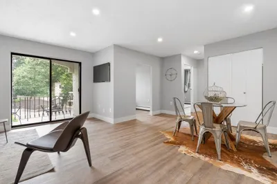 200 Fellsview Ter #208 1