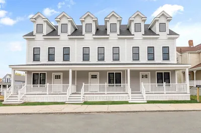 23-27 Cedar St #27 1
