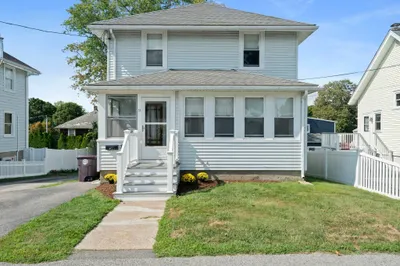 35 Manomet Rd 1