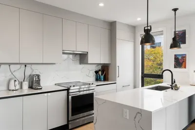 75 W Broadway #301 1