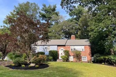 14 Laurel Road 1