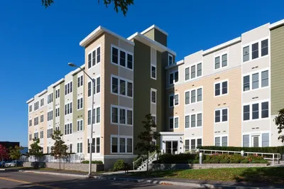 87 New St #407 1