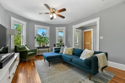 25 Dalrymple St #2