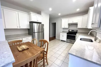 26 Lowden Ave #1 1