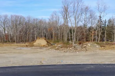 Lot 10 Lynch Way
