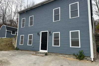 21 Lincoln St