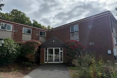 15 Weld St #46 1