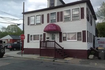 2 2nd St