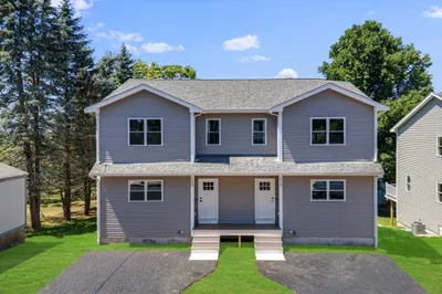 120 Stowe St #120
