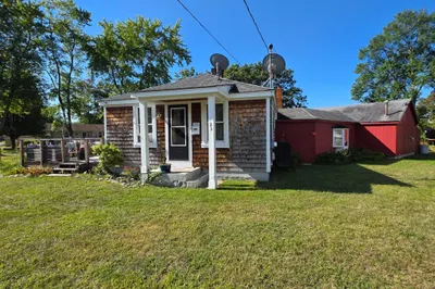 23 Coolidge Ave 1