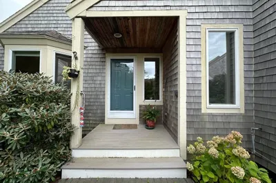 9 Kates Path Village #9