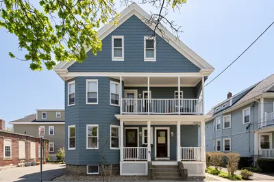 2 Thorndike St #2 1
