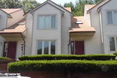 41 Elm Street #B2 1