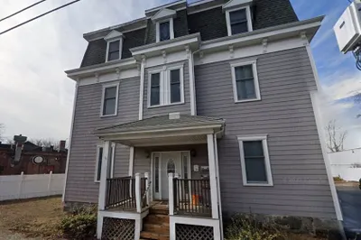 10 Warren St #1