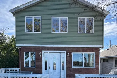 857 Quincy Shore Drive 1