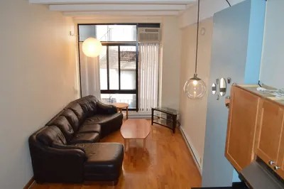 12 Stoneholm St #401
