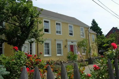 4 Goodwins Court #1 1