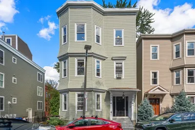32 Forbes Street 1