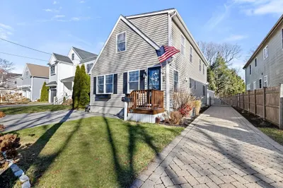 59 Wompatuck Rd 1