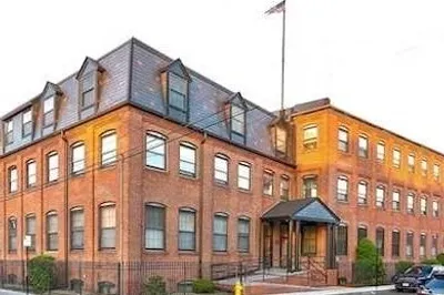 10 Weston St #205