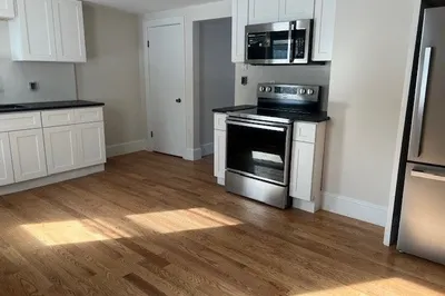 9 Bradford Street #9