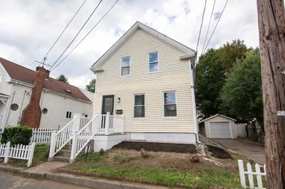 19 Hawthorne St