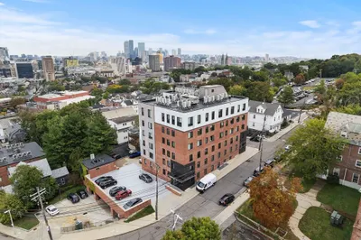70 Parker Hill Ave #305 1