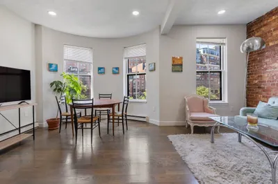 142 Chandler Street #4