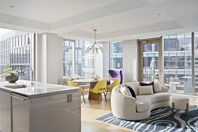 133 Seaport Boulevard #2101 1