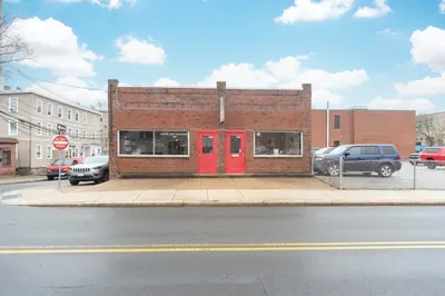 170-172 School St