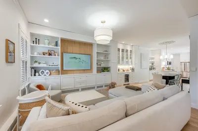9 Trenton St #2