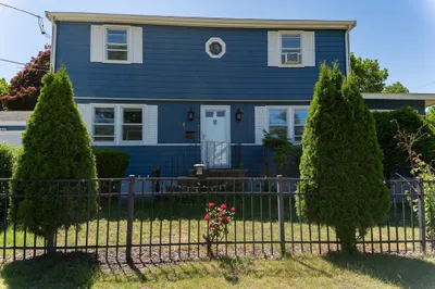 37 Maple Ave 1