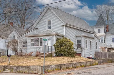 198 Perkins Ave 1