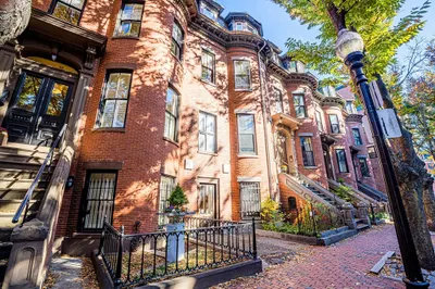 7 Wellington Street